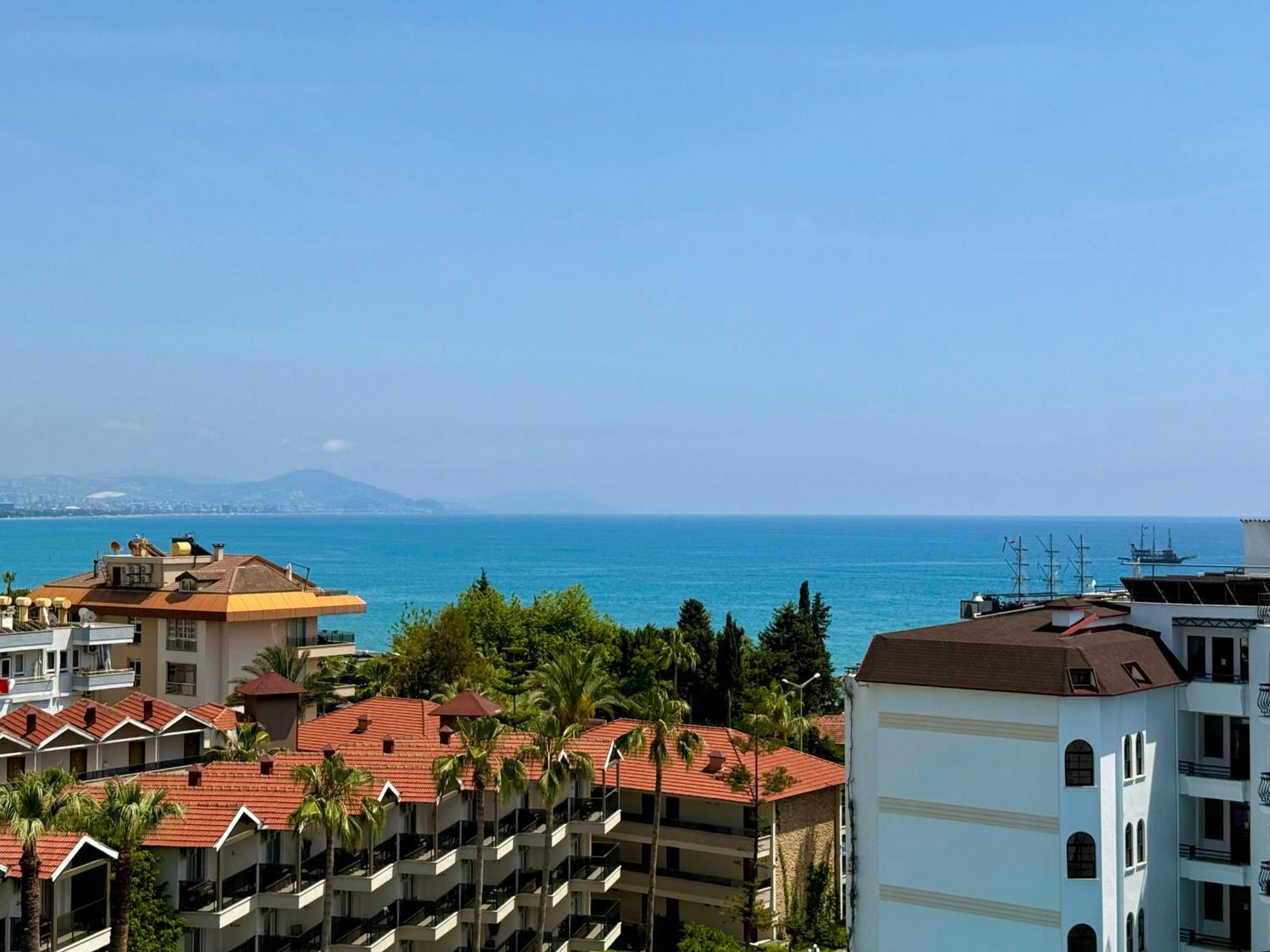 Sa Apartments! Sea View 2bd Flat *